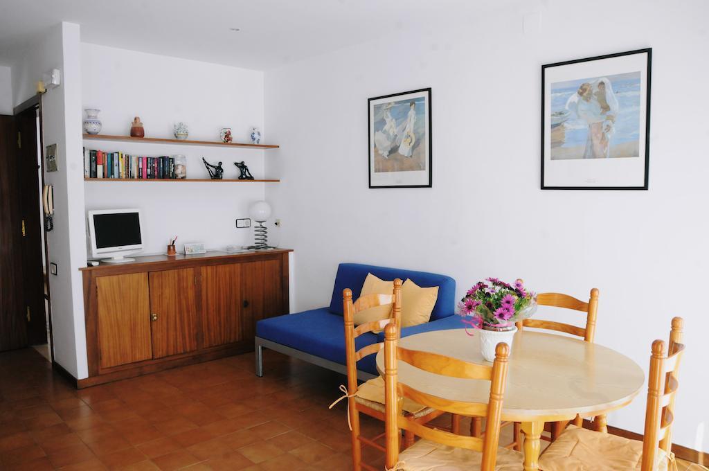 Apartaments Bonaventura 7 Sitges Kamer foto