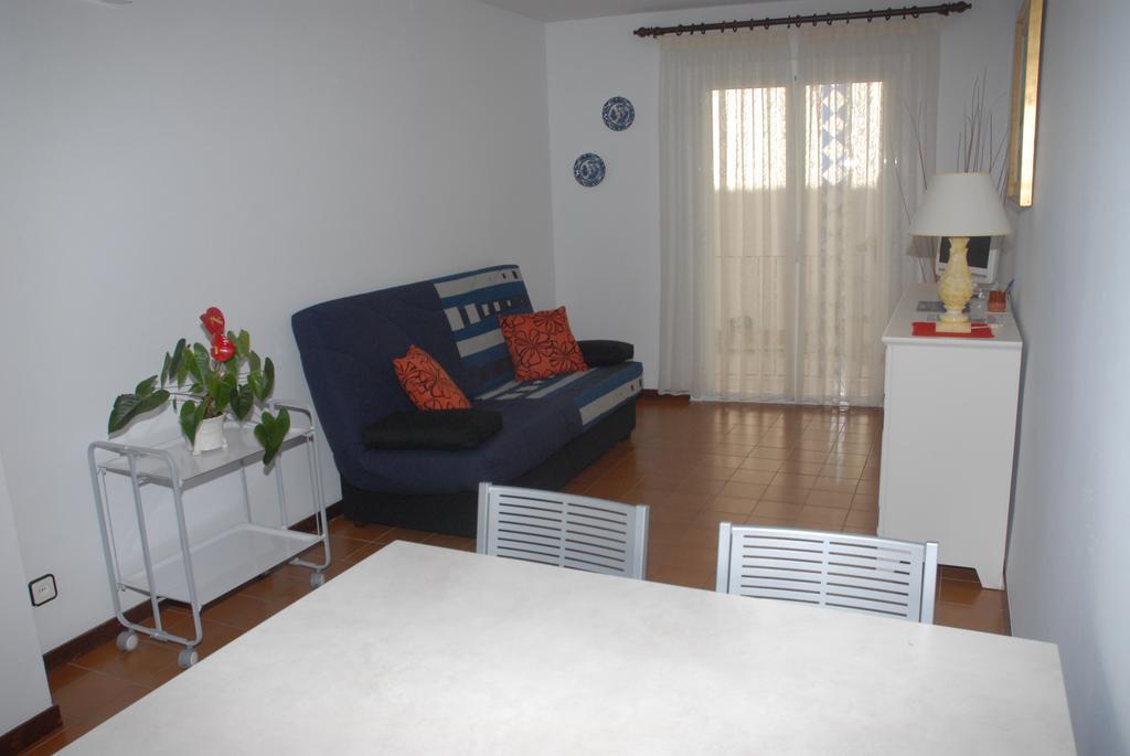 Apartaments Bonaventura 7 Sitges Buitenkant foto