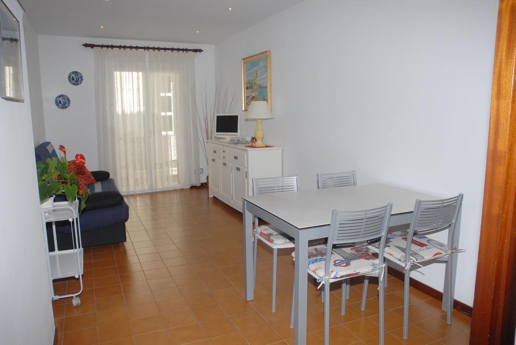 Apartaments Bonaventura 7 Sitges Buitenkant foto