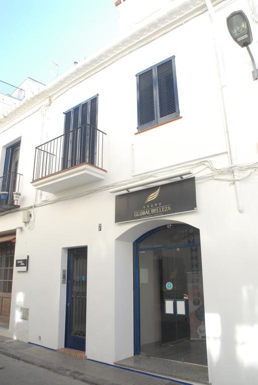 Apartaments Bonaventura 7 Sitges Buitenkant foto
